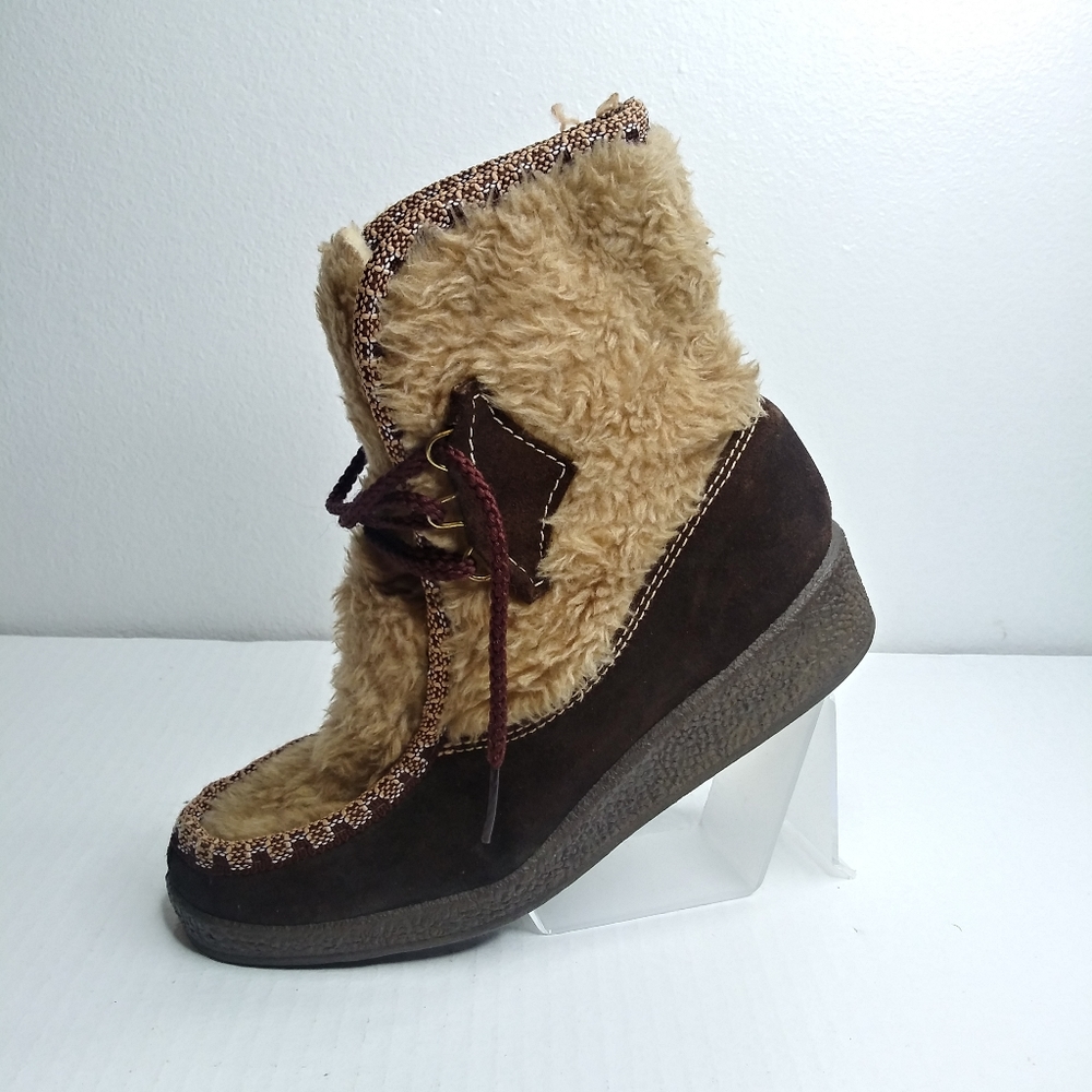 Snowland Vintage Women's Size 9 wedge boots boho